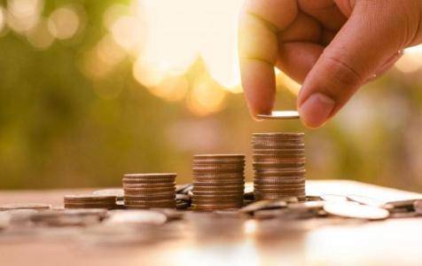 黄金价格维持高位 投资者保持乐观，黄金价值稳定