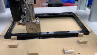 恒指期货直播室：原油 +0.3% 涨幅解