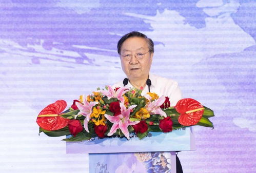 【华富之声】纳指期货投资策略（2025年10月14日）｜实时行情与交易建议
