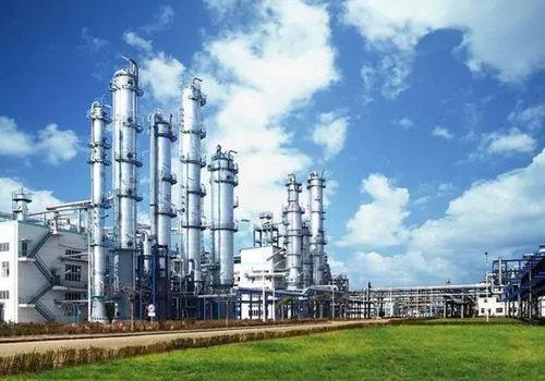 【原油价格传导轮动】油气开采→炼化→化学品→塑料制品，A股化工基金产业链布局